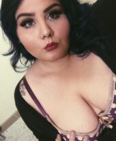 Kurvige Frau aus Linz – Yasmin